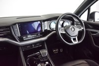 USED 2018 68 VOLKSWAGEN TOUAREG 3.0 V6 R-LINE TDI 5d 282 BHP Pan Roof, Sat Nav, Htd Seats