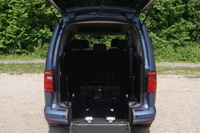 2018 VOLKSWAGEN CADDY MAXI LIFE - Photo 2