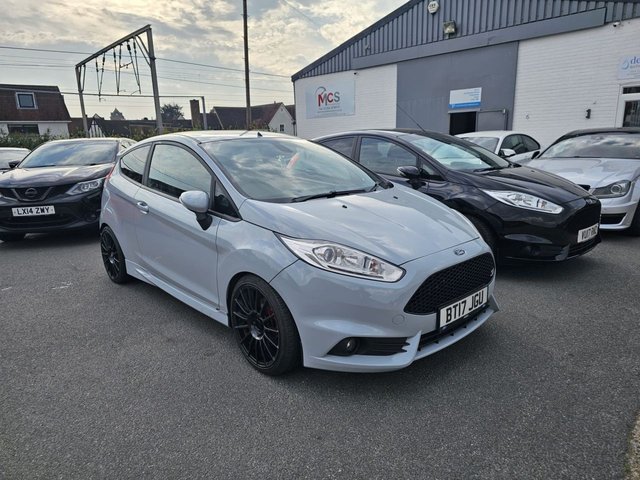 2017 17 Ford Fiesta 1.6 ST200 3d 197 BHP