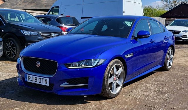 2019 19 Jaguar Xe 2.0 D R-SPORT 4d 177 BHP