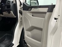 USED 2016 16 VOLKSWAGEN TRANSPORTER 2.0 T32 TDI KOMBI HIGHLINE BMT 138 BHP Striking Candy White, Double Side Slide Doors, Black / Red 6 Seater
