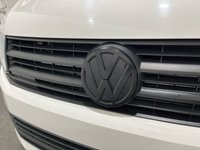 USED 2016 16 VOLKSWAGEN TRANSPORTER 2.0 T32 TDI KOMBI HIGHLINE BMT 138 BHP Striking Candy White, Double Side Slide Doors, Black / Red 6 Seater