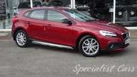 USED 2017 67 VOLVO V40 1.5 T3 CROSS COUNTRY PRO 5d 150 BHP 