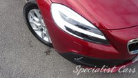 USED 2017 67 VOLVO V40 1.5 T3 CROSS COUNTRY PRO 5d 150 BHP 