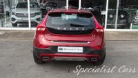 USED 2017 67 VOLVO V40 1.5 T3 CROSS COUNTRY PRO 5d 150 BHP 