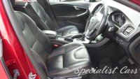 USED 2017 67 VOLVO V40 1.5 T3 CROSS COUNTRY PRO 5d 150 BHP 