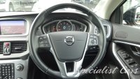 USED 2017 67 VOLVO V40 1.5 T3 CROSS COUNTRY PRO 5d 150 BHP 