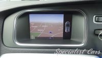 USED 2017 67 VOLVO V40 1.5 T3 CROSS COUNTRY PRO 5d 150 BHP 