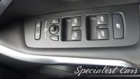 USED 2017 67 VOLVO V40 1.5 T3 CROSS COUNTRY PRO 5d 150 BHP 
