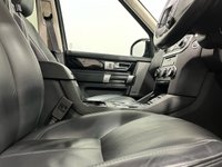 USED 2015 15 LAND ROVER DISCOVERY 3.0 SDV6 HSE 5d 255 BHP Striking Santorini Black, Extended Premium Leather Pack,Heated Steering Wheel, Triple Glass Sunroof, Roof Rails, Lower Console Cooler Box,