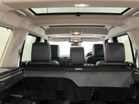 USED 2015 15 LAND ROVER DISCOVERY 3.0 SDV6 HSE 5d 255 BHP Striking Santorini Black, Extended Premium Leather Pack,Heated Steering Wheel, Triple Glass Sunroof, Roof Rails, Lower Console Cooler Box,