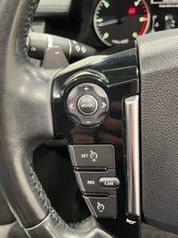 USED 2015 15 LAND ROVER DISCOVERY 3.0 SDV6 HSE 5d 255 BHP Striking Santorini Black, Extended Premium Leather Pack,Heated Steering Wheel, Triple Glass Sunroof, Roof Rails, Lower Console Cooler Box,