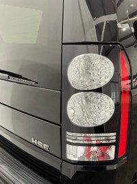 USED 2015 15 LAND ROVER DISCOVERY 3.0 SDV6 HSE 5d 255 BHP Striking Santorini Black, Extended Premium Leather Pack,Heated Steering Wheel, Triple Glass Sunroof, Roof Rails, Lower Console Cooler Box,