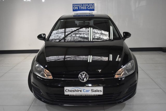 View our VOLKSWAGEN GOLF