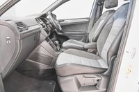 USED 2017 67 VOLKSWAGEN TIGUAN 2.0 R LINE TDI BMT 4MOTION DSG 5d 148 BHP + NATIONWIDE HOME DELIVERY +
