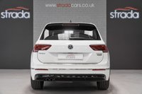 USED 2017 67 VOLKSWAGEN TIGUAN 2.0 R LINE TDI BMT 4MOTION DSG 5d 148 BHP + NATIONWIDE HOME DELIVERY +