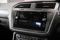 USED 2017 67 VOLKSWAGEN TIGUAN 2.0 R LINE TDI BMT 4MOTION DSG 5d 148 BHP + NATIONWIDE HOME DELIVERY +