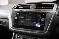 USED 2017 67 VOLKSWAGEN TIGUAN 2.0 R LINE TDI BMT 4MOTION DSG 5d 148 BHP + NATIONWIDE HOME DELIVERY +