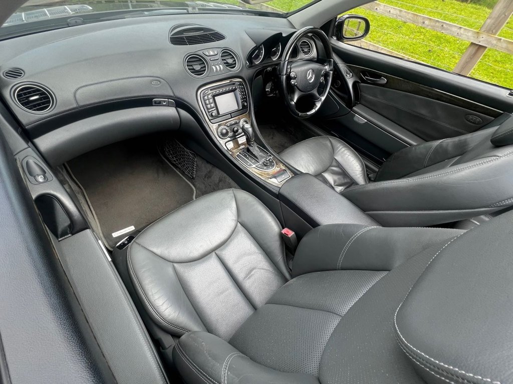 USED 2003 51 MERCEDES-BENZ SL 500 5.0 V8 306 BHP // 2d convertible // px swap 