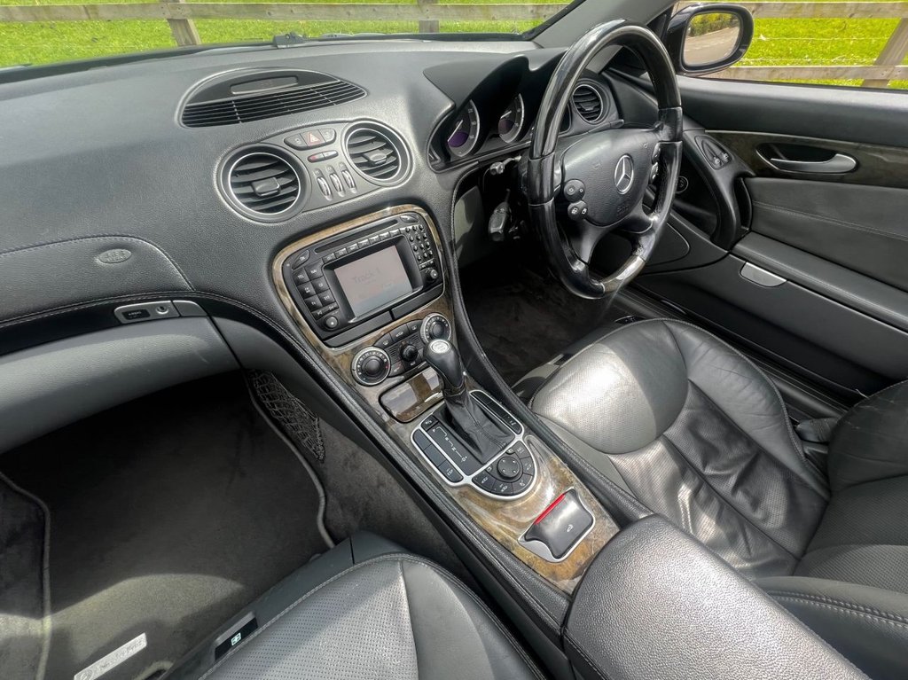 USED 2003 51 MERCEDES-BENZ SL 500 5.0 V8 306 BHP // 2d convertible // px swap 