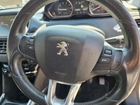 USED 2014 14 PEUGEOT 2008 1.2 ALLURE 5d 82 BHP DE14YGY PEUGEOT 2008 1.2 ALLURE 5d 82 BHP