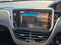 USED 2014 14 PEUGEOT 2008 1.2 ALLURE 5d 82 BHP DE14YGY PEUGEOT 2008 1.2 ALLURE 5d 82 BHP