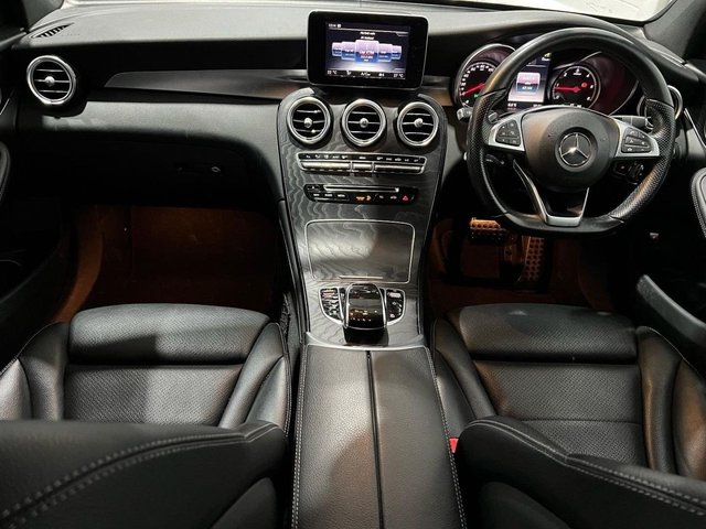 2016 Mercedes-Benz GLC-CLASS - Photo 4