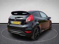USED 2015 15 FORD FIESTA 1.0 ZETEC S BLACK EDITION 3d 139 BHP RV15HYL FORD FIESTA 1.0 ZETEC S BLACK EDITION 3d 139 BHP