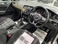 USED 2017 17 VOLKSWAGEN GOLF 2.0 GTD DSG 5d AUTO 182 BHP HATCHBACK