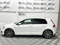 USED 2017 17 VOLKSWAGEN GOLF 2.0 GTD DSG 5d AUTO 182 BHP HATCHBACK