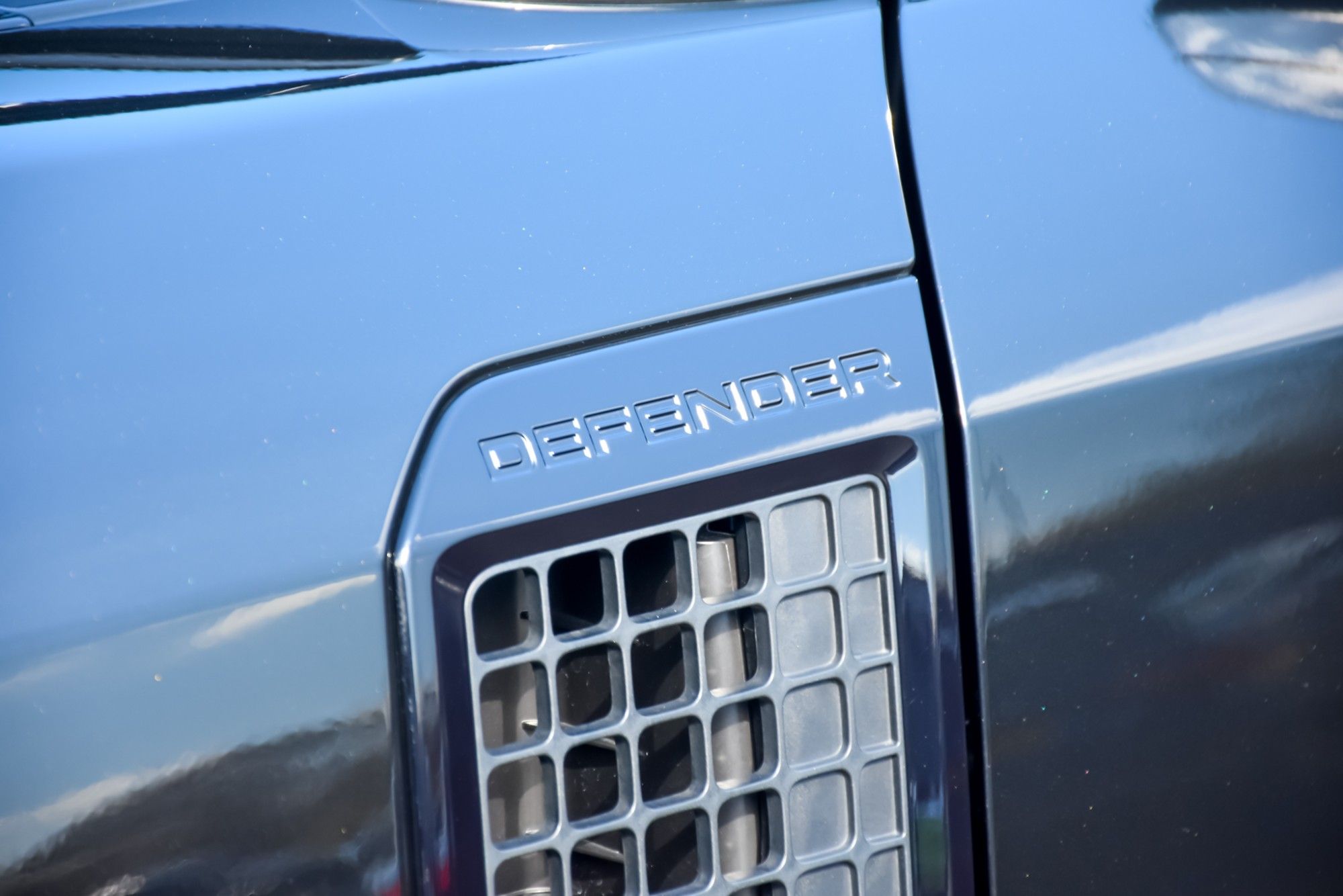 USED 2021 21 LAND ROVER DEFENDER 2.0 SE 3d 296 BHP 