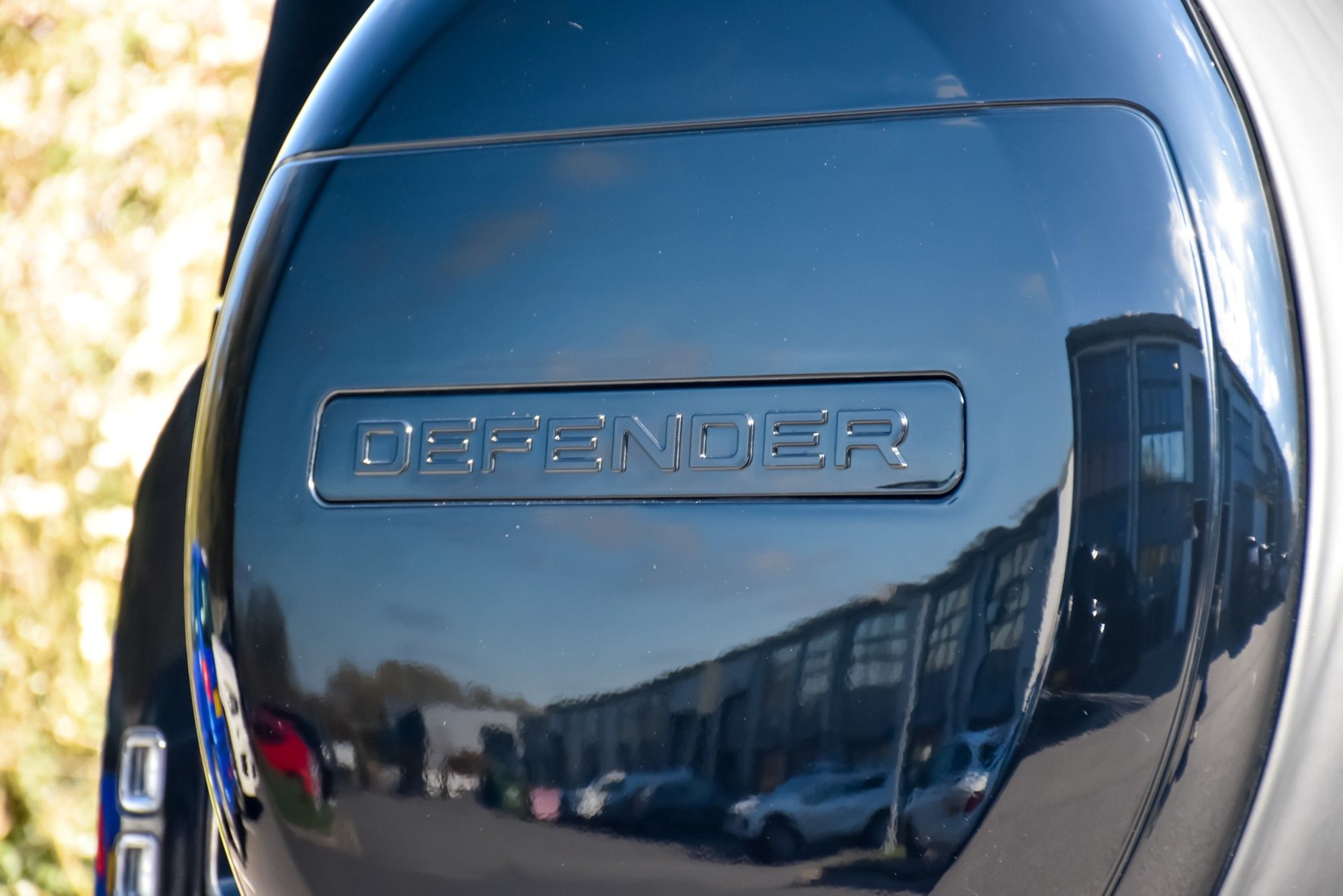 USED 2021 21 LAND ROVER DEFENDER 2.0 SE 3d 296 BHP 
