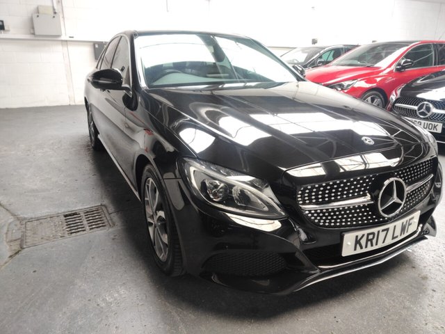 2017 11 Mercedes-Benz C-Class 2.0 C 200 SPORT PREMIUM 4d 184 BHP