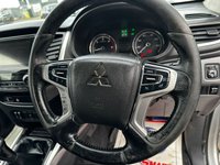 USED 2019 19 MITSUBISHI L200 2.4 DI-D 4WD BARBARIAN DCB 178 BHP 2 OWNERS FROM NEW+NO VAT+SMASHING LOOKING TRUCK+NO VAT+GREAT VALUE+REAR ROLL BACK TOP+REAR LOAD LINER+REVERSE ASSIST CAMERA+NO VAT+READY TO DRIVE AWAY TODAY+FINANCE AND EXTENDED WARRANTY AVAILABLE ON THIS USED VEHICLE!!!!!