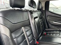 USED 2019 19 MITSUBISHI L200 2.4 DI-D 4WD BARBARIAN DCB 178 BHP 2 OWNERS FROM NEW+NO VAT+SMASHING LOOKING TRUCK+NO VAT+GREAT VALUE+REAR ROLL BACK TOP+REAR LOAD LINER+REVERSE ASSIST CAMERA+NO VAT+READY TO DRIVE AWAY TODAY+FINANCE AND EXTENDED WARRANTY AVAILABLE ON THIS USED VEHICLE!!!!!