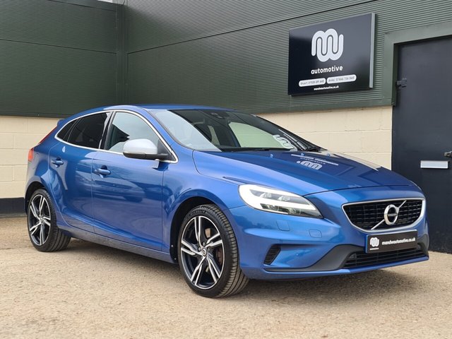 2017 66 Volvo V40 2.0 D4 R-DESIGN PRO 5d 188 BHP