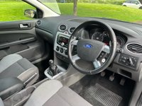 USED 2007 57 FORD FOCUS 2.0 GHIA 5d 144 BHP 