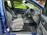 USED 2007 57 FORD FOCUS 2.0 GHIA 5d 144 BHP 