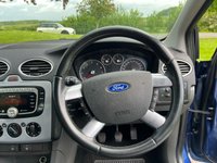 USED 2007 57 FORD FOCUS 2.0 GHIA 5d 144 BHP 