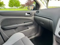 USED 2007 57 FORD FOCUS 2.0 GHIA 5d 144 BHP 