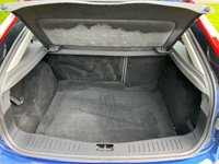USED 2007 57 FORD FOCUS 2.0 GHIA 5d 144 BHP 