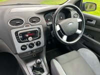 USED 2007 57 FORD FOCUS 2.0 GHIA 5d 144 BHP 