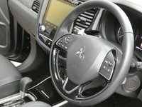 USED 2020 20 MITSUBISHI OUTLANDER 2.0 EXCEED 5d 148 BHP 7 SEATS SAT NAV LEATHER REAR VIEW CAMERA CRUISE CONTROL 1 OWNER MITSUBISHI WARRANTY TILL AUG 2025