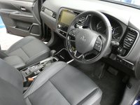 USED 2020 20 MITSUBISHI OUTLANDER 2.0 EXCEED 5d 148 BHP 7 SEATS SAT NAV LEATHER REAR VIEW CAMERA CRUISE CONTROL 1 OWNER MITSUBISHI WARRANTY TILL AUG 2025