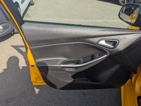 USED 2015 65 FORD FOCUS 2.0 ST-2 TDCI 5d 183 BHP STUNNING EXAMPLE+BIG SPEC+HALF LEATHER INTERIOR+PRIVACY GLASS+PARK ASSIST+GREAT MPG+ALLOY WHEELS+READY TO DRIVE AWAY TODAY+FINANCE AND EXTENDED WARRANTY AVAILABLE ON THIS USED VEHICLE!!!!!!!