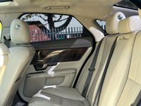 USED 2012 12 JAGUAR XJ 3.0 D V6 PORTFOLIO SWB 4d 275 BHP 