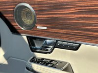 USED 2012 12 JAGUAR XJ 3.0 D V6 PORTFOLIO SWB 4d 275 BHP 