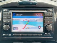 USED 2012 61 NISSAN JUKE 1.6 ACENTA PREMIUM 5d 117 BHP SATELLITE NAVIGATION  REAR PARKING CAMERA  BLUETOOTH
