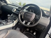 USED 2015 65 LAND ROVER RANGE ROVER EVOQUE 2.0 ED4 SE TECH 3d 148 BHP ONLY 2 OWNERS FROM NEW+ULTRA LOW MILEAGE+SERVICE HISTORY+FINISHED IN FUJI WHITE WITH A FANTASTIC SPECIFICATION+FULL LEATHER INTERIOR+SATELLITE NAVIGATION+BLUETOOTH+PARK ASSIST+CLIMATE CONTROL+18 INCH ALLOY WHEELS+STUNNING STUNNING VEHICLE+READY TO DRIVE AWAY TODAY+FINANCE AND EXTENDED WARRANTY AVAILABLE ON THIS USED VEHICLE!!!!!