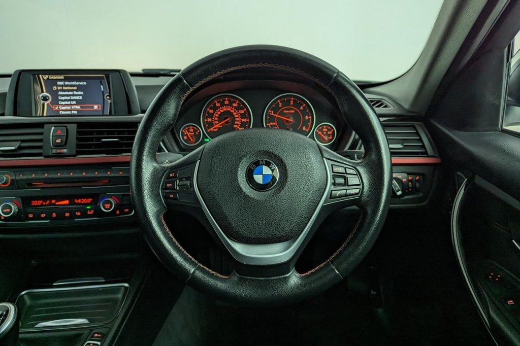 USED 2013 63 BMW 3 SERIES 2.0 318D SPORT 4d 141 BHP 
